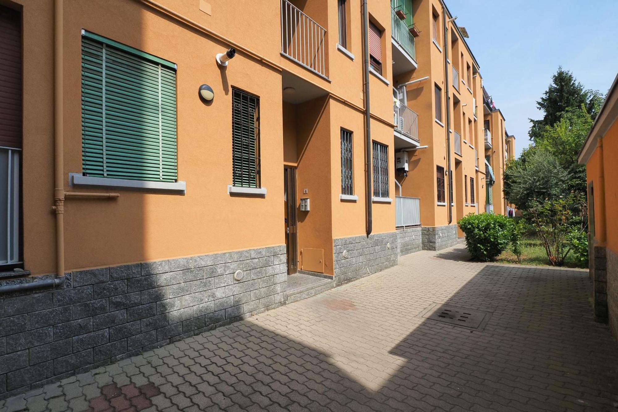 Primopiano - Astesani Apartment Milan Luaran gambar