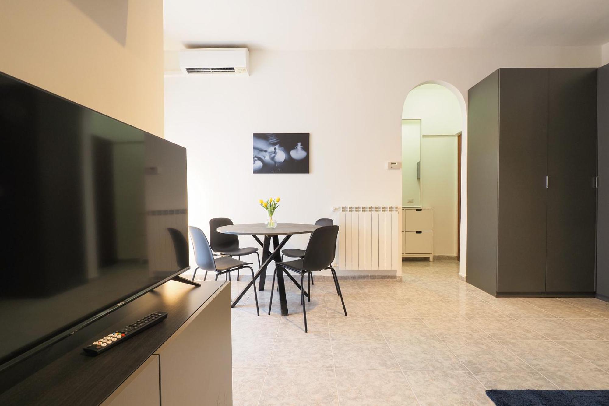 Primopiano - Astesani Apartment Milan Luaran gambar